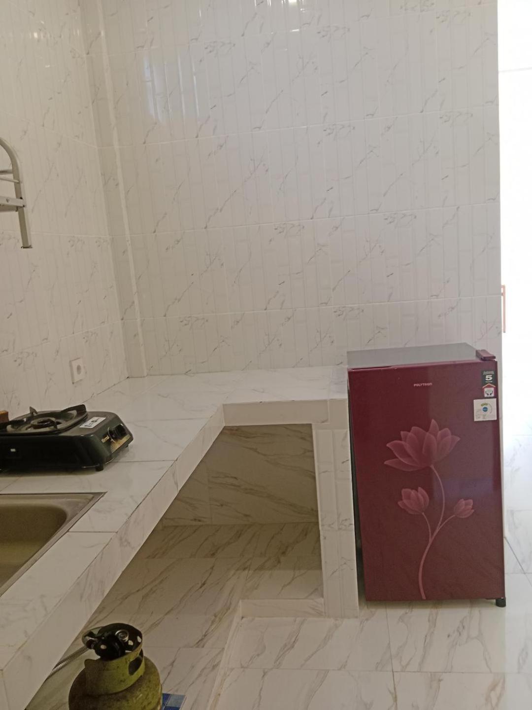 Apartment Injihar House *